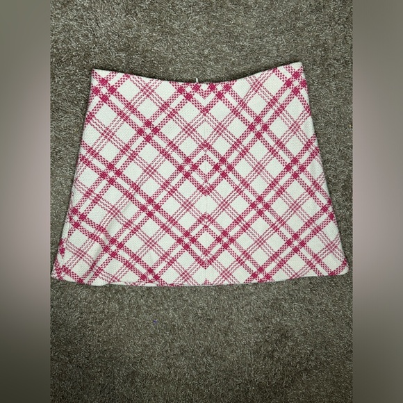 Zara Tweed White And Pink Check Mini Skirt - Picture 2 of 5